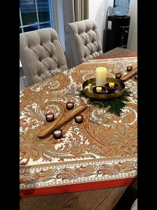 How to Chosse Glass Candleholders for Hotel Decor