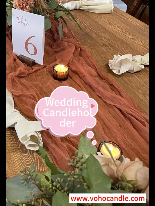 How to Choose the Perfect Candleholder for Your Wedding